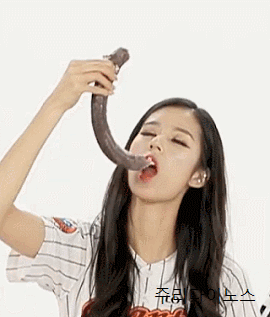 e2a1310d31d84a549b549184b5786d43_1764967878_6979.gif